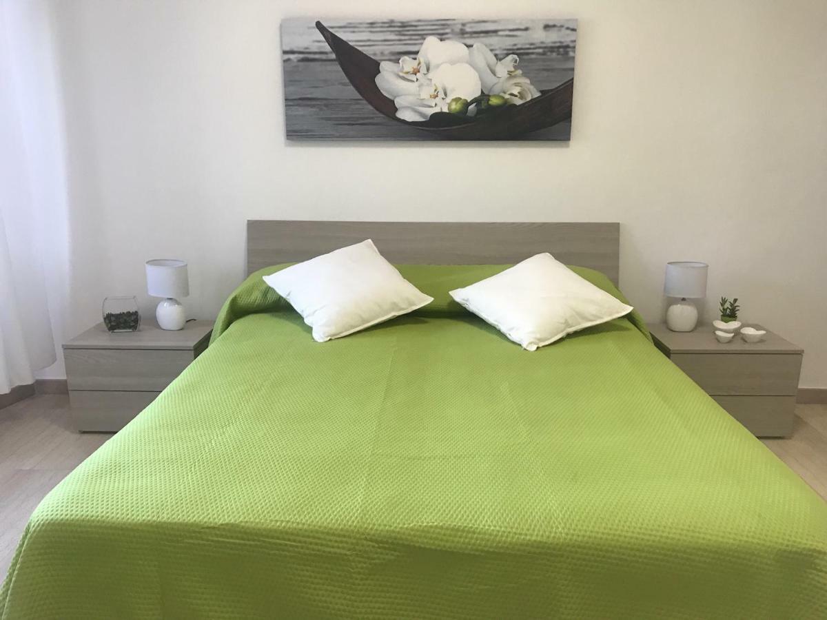Baia Taormina Apartment Giardini Naxos Esterno foto